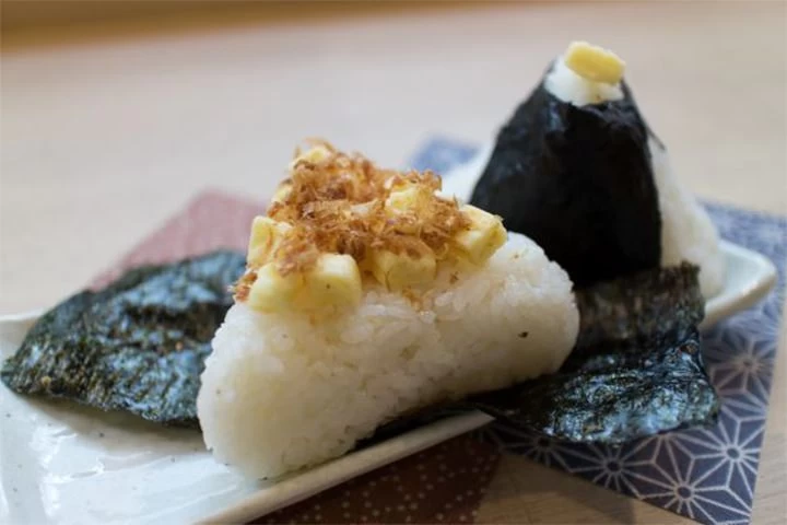 おにぎりのありんこ