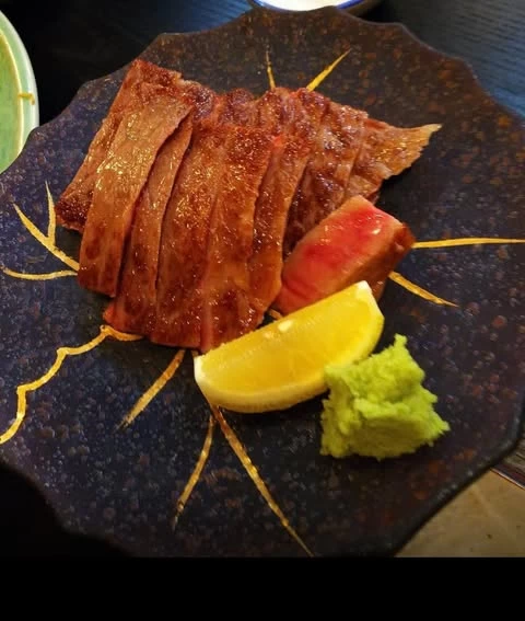 丁寧な職人技が光る料理①