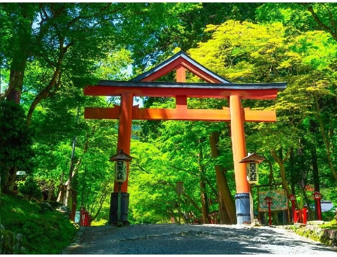 独特の形をした山王鳥居