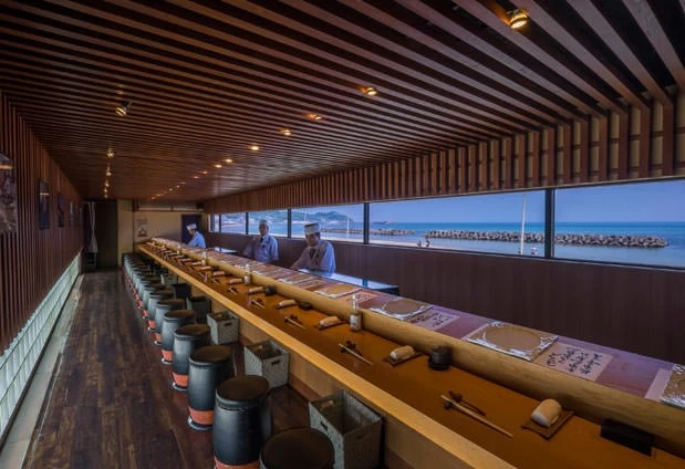 “ぶどうの樹 海エリア”にある「鮨屋台」