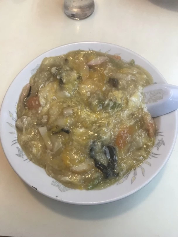 とんこつ味の中華丼