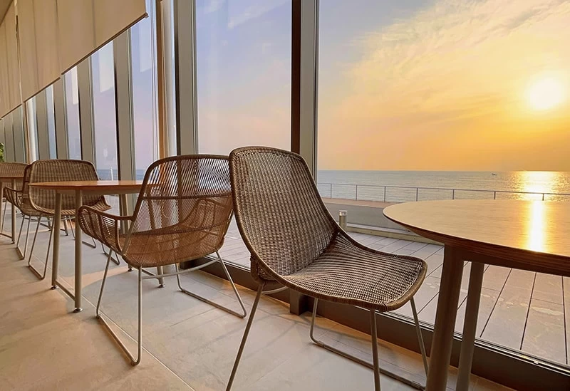 夕暮れ時のアクアイグニス淡路島