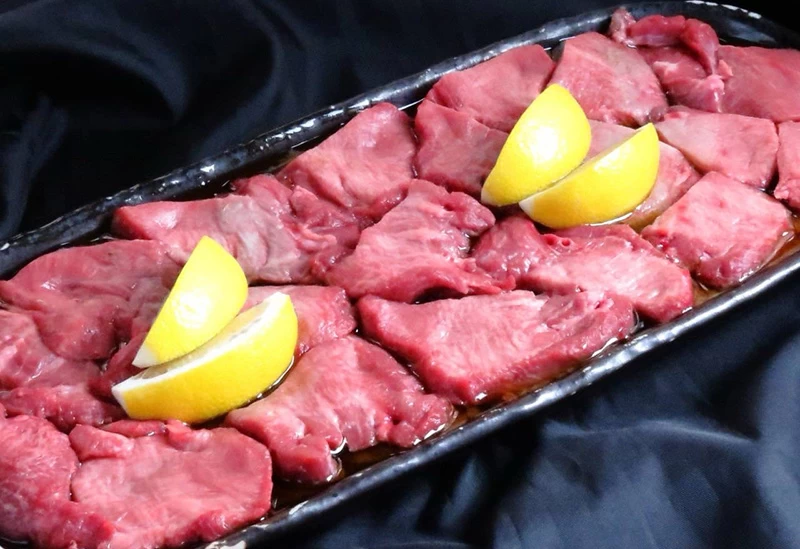 塩タンオリジナル厚切り（ニンニクベース）