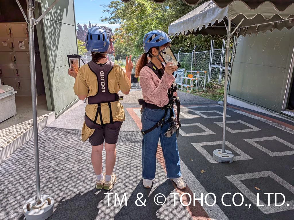 『ゴジラ迎撃作戦』に参加でジップラインへ（現地にて撮影）