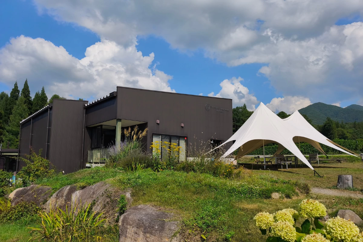 たかやまワイナリー外観（現地撮影）