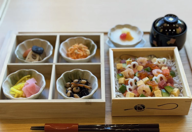 碧海の桜ばらずし（1日20食限定）