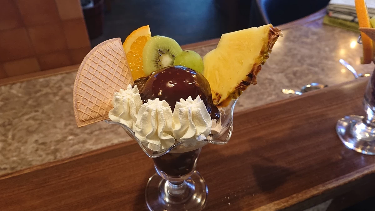 チョコレートパフェ