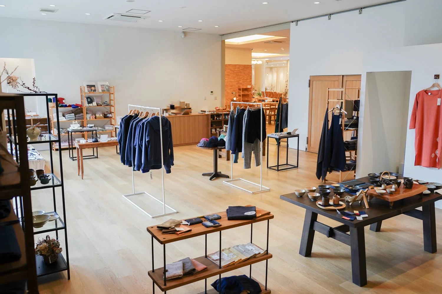 「boutique present」