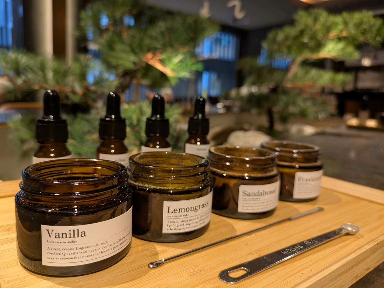 お好みの配合で調合（現地にて撮影）