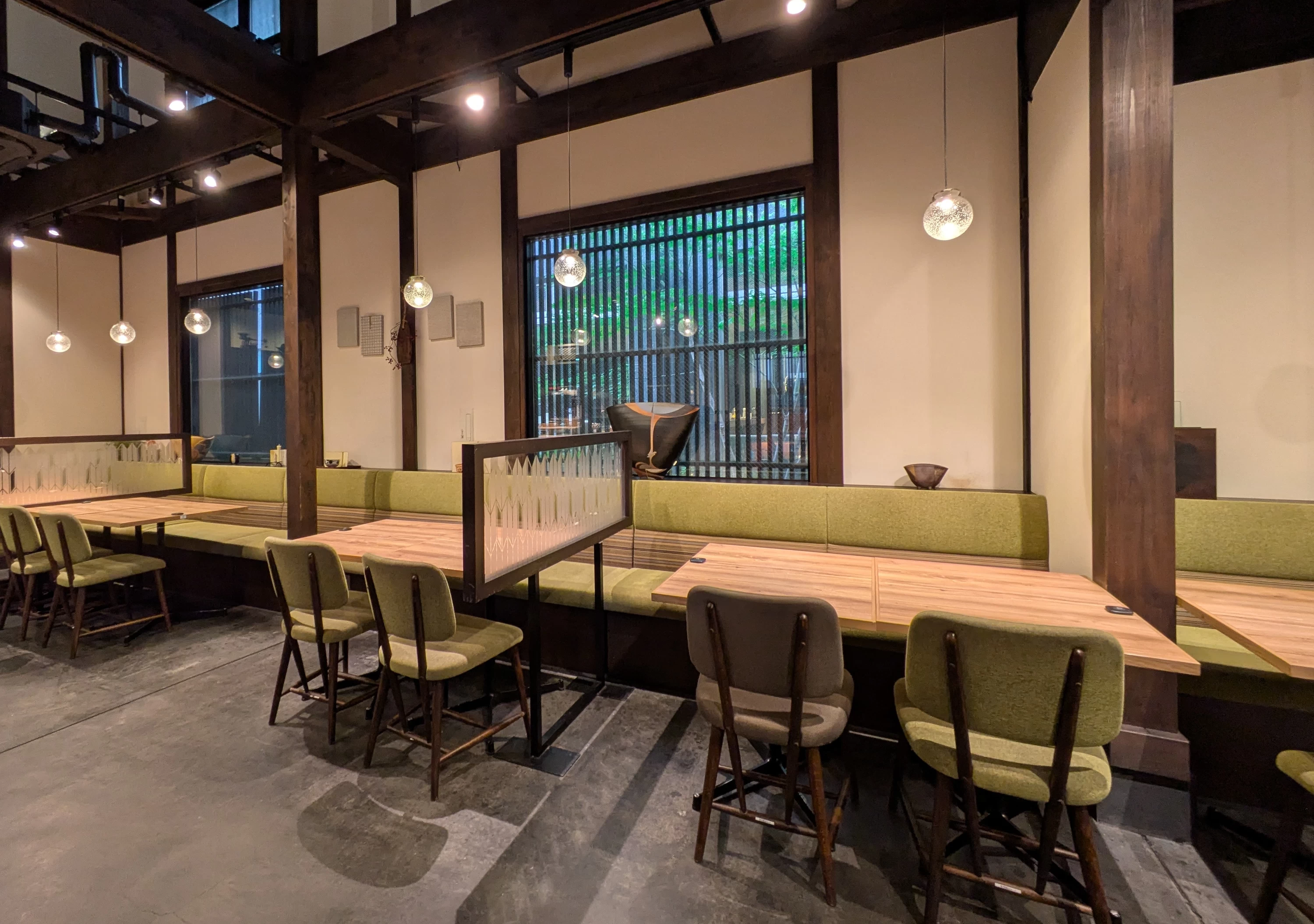 店内（現地にて撮影）