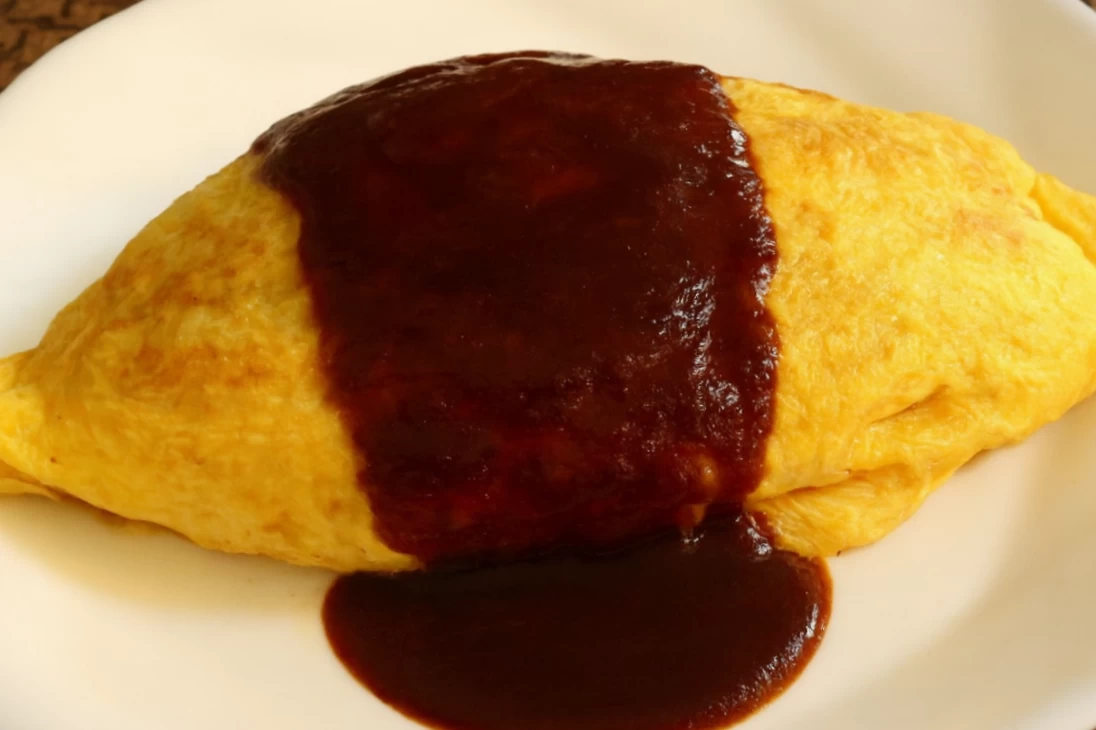 オムライスも人気（現地にて撮影）