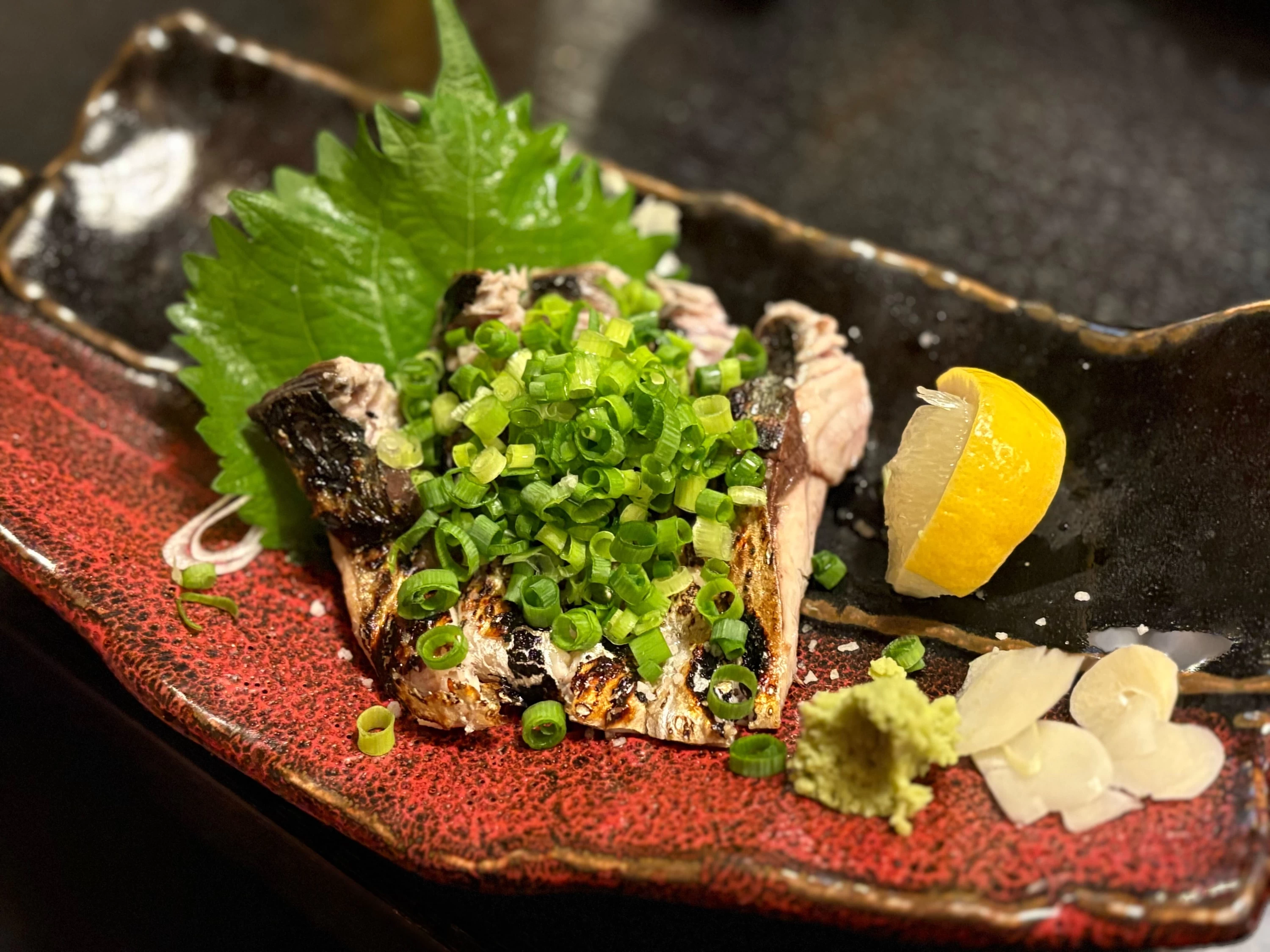 サバの塩タタキ（現地にて撮影）