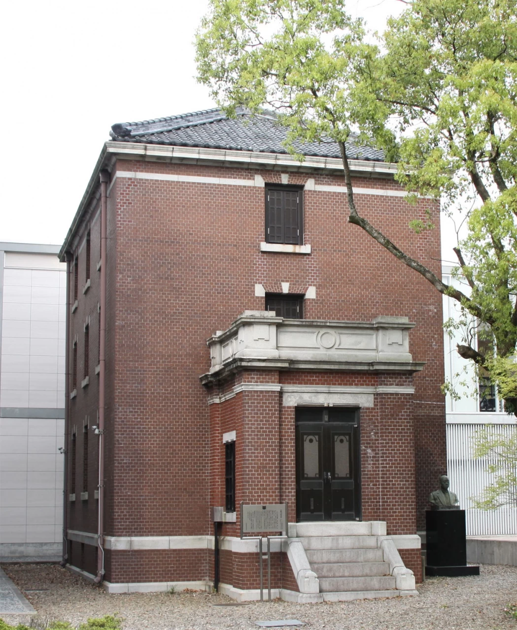 国登録有形文化財である旧書庫