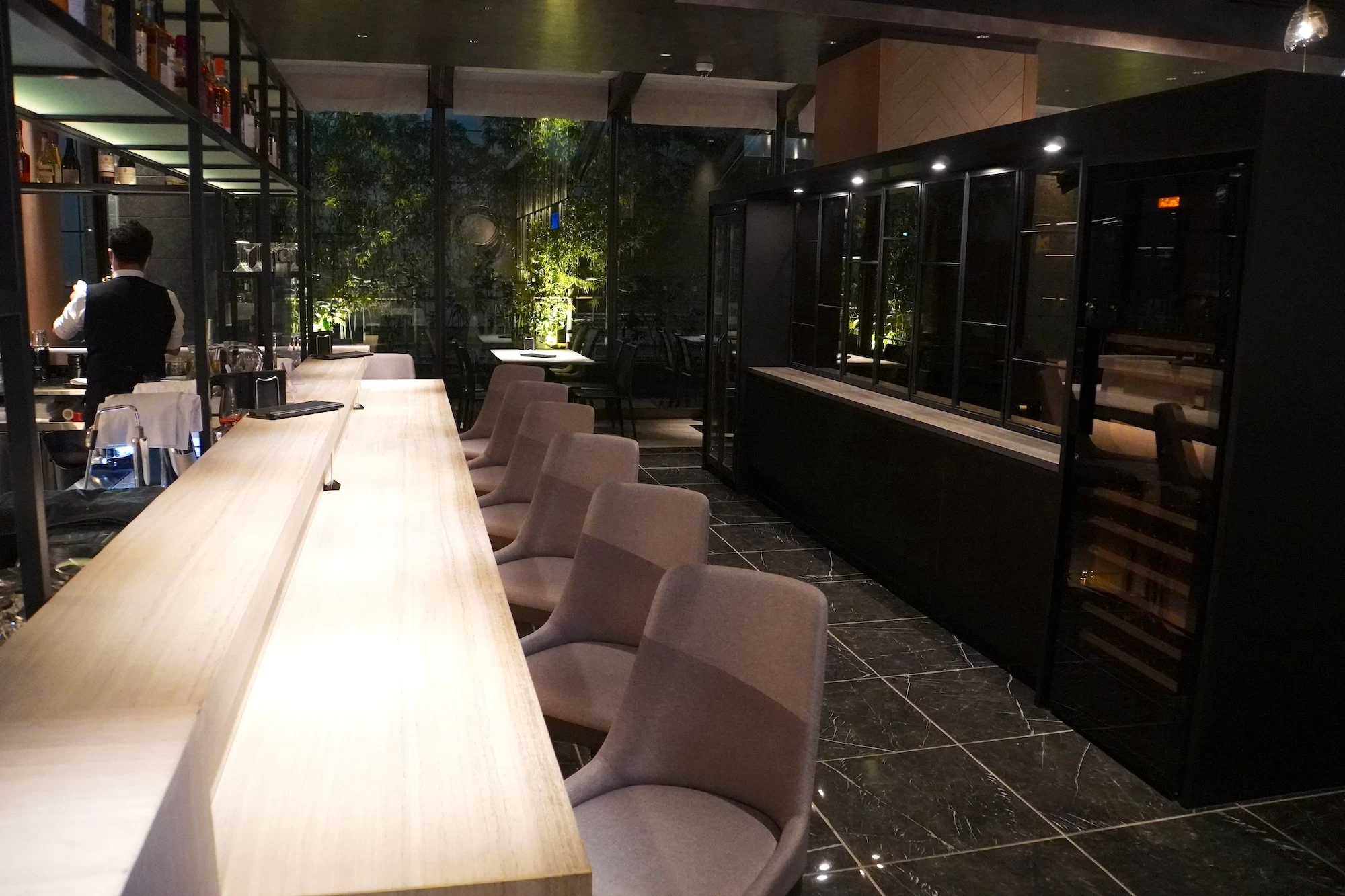 バーカウンター