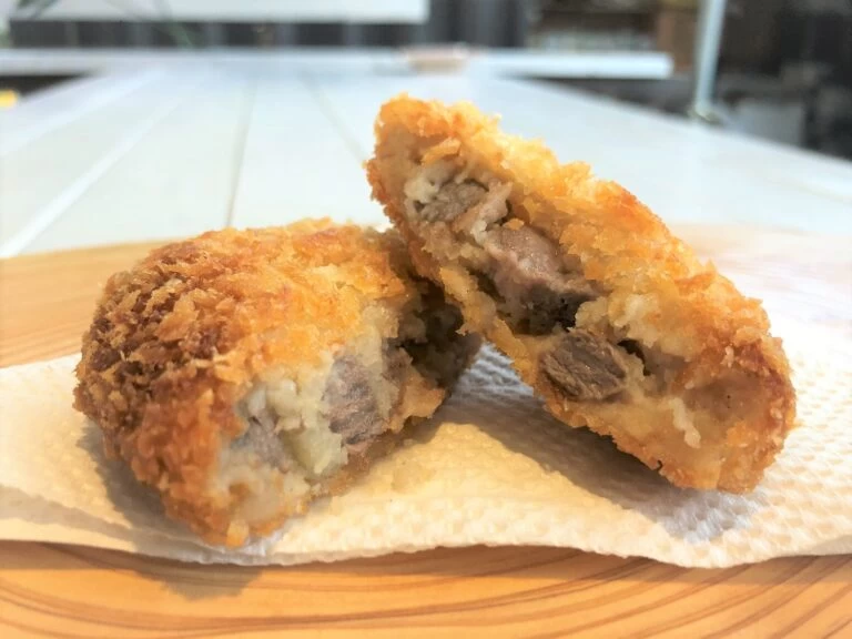 3〜11月の土日祝限定・土佐あかうしコロッケ