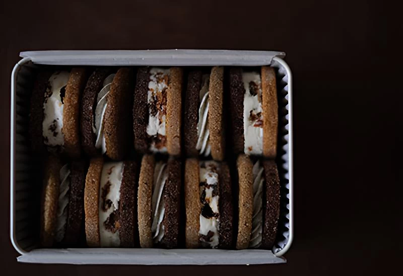 SUGiTORAバターサンド缶