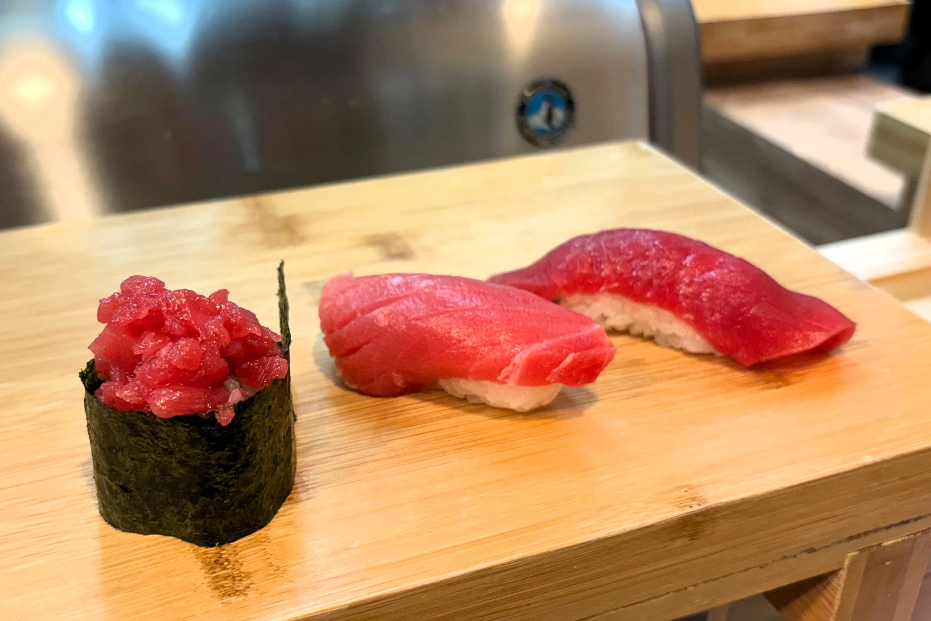 地魚が食べられる朝市寿司（現地にて撮影）