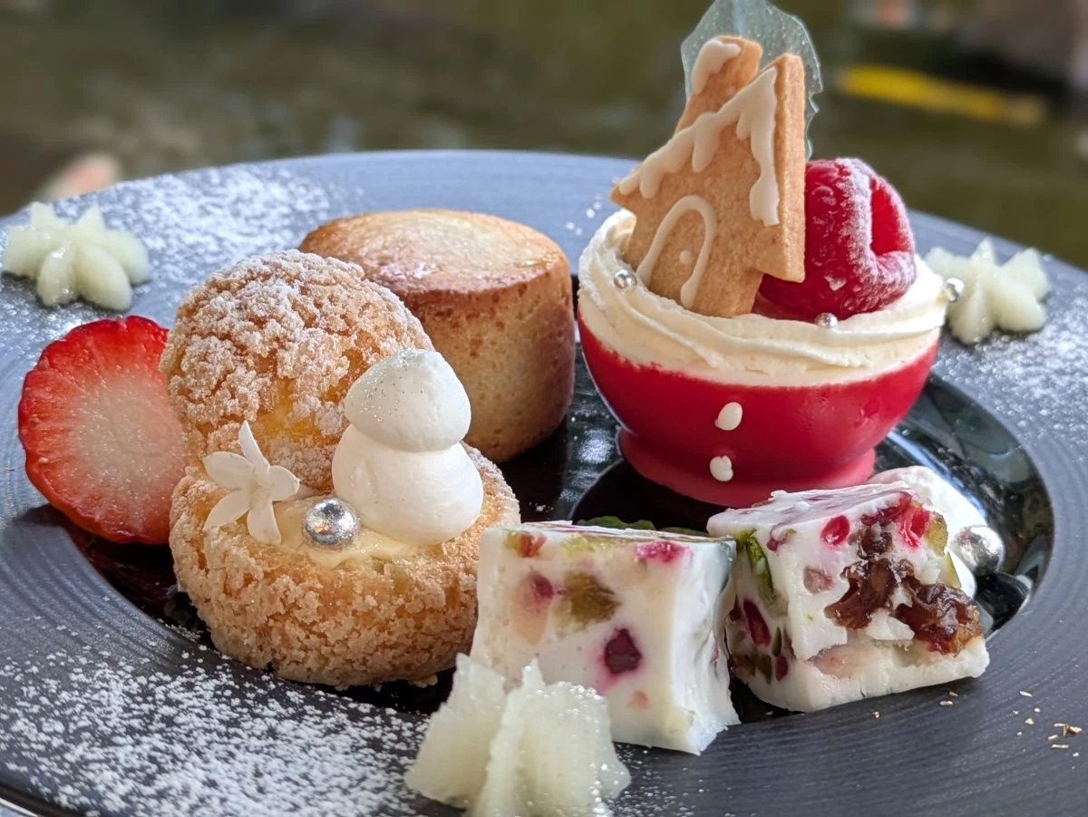 2段目スイーツ（現地にて撮影）