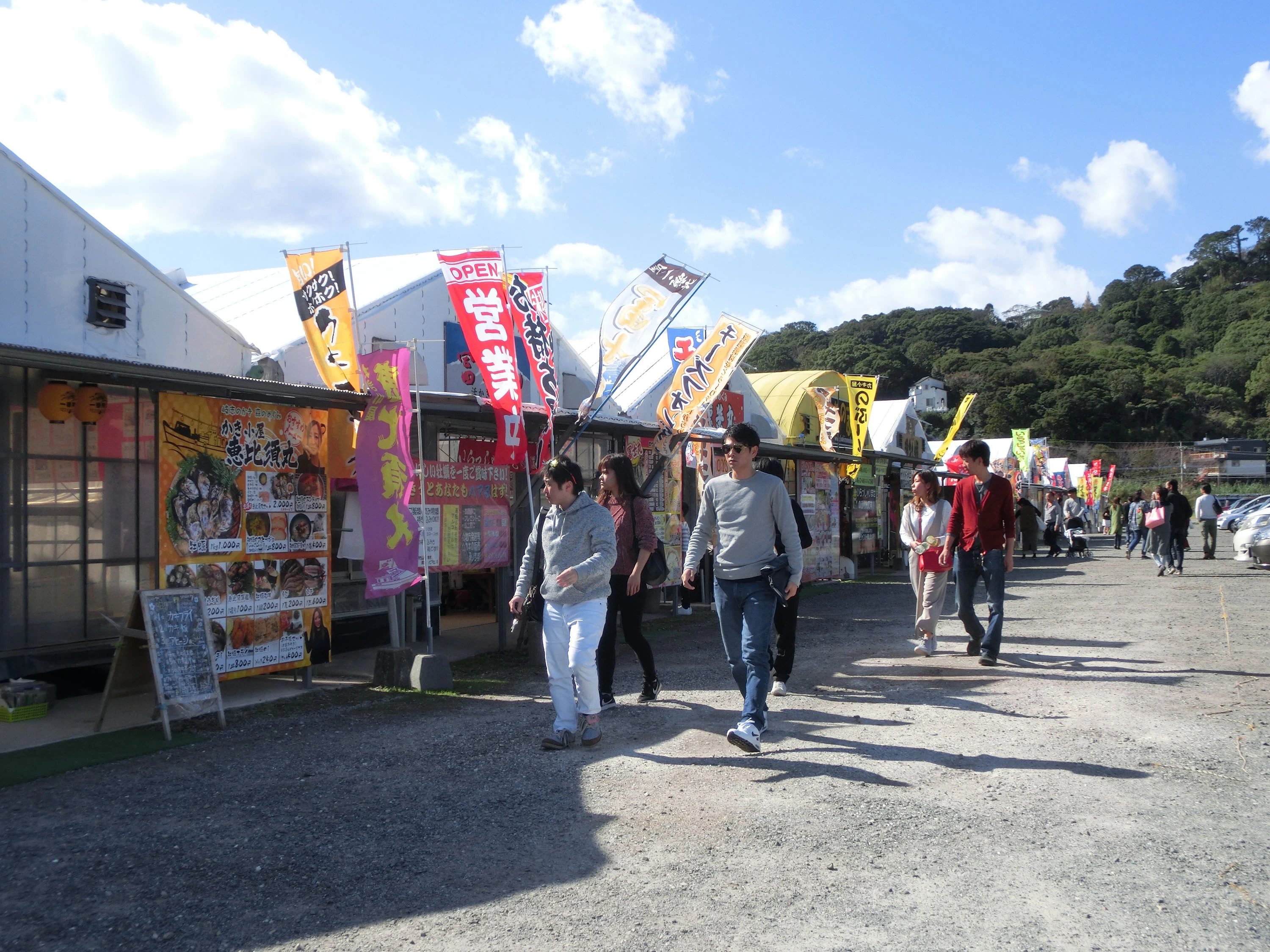 岐志漁港の牡蠣小屋