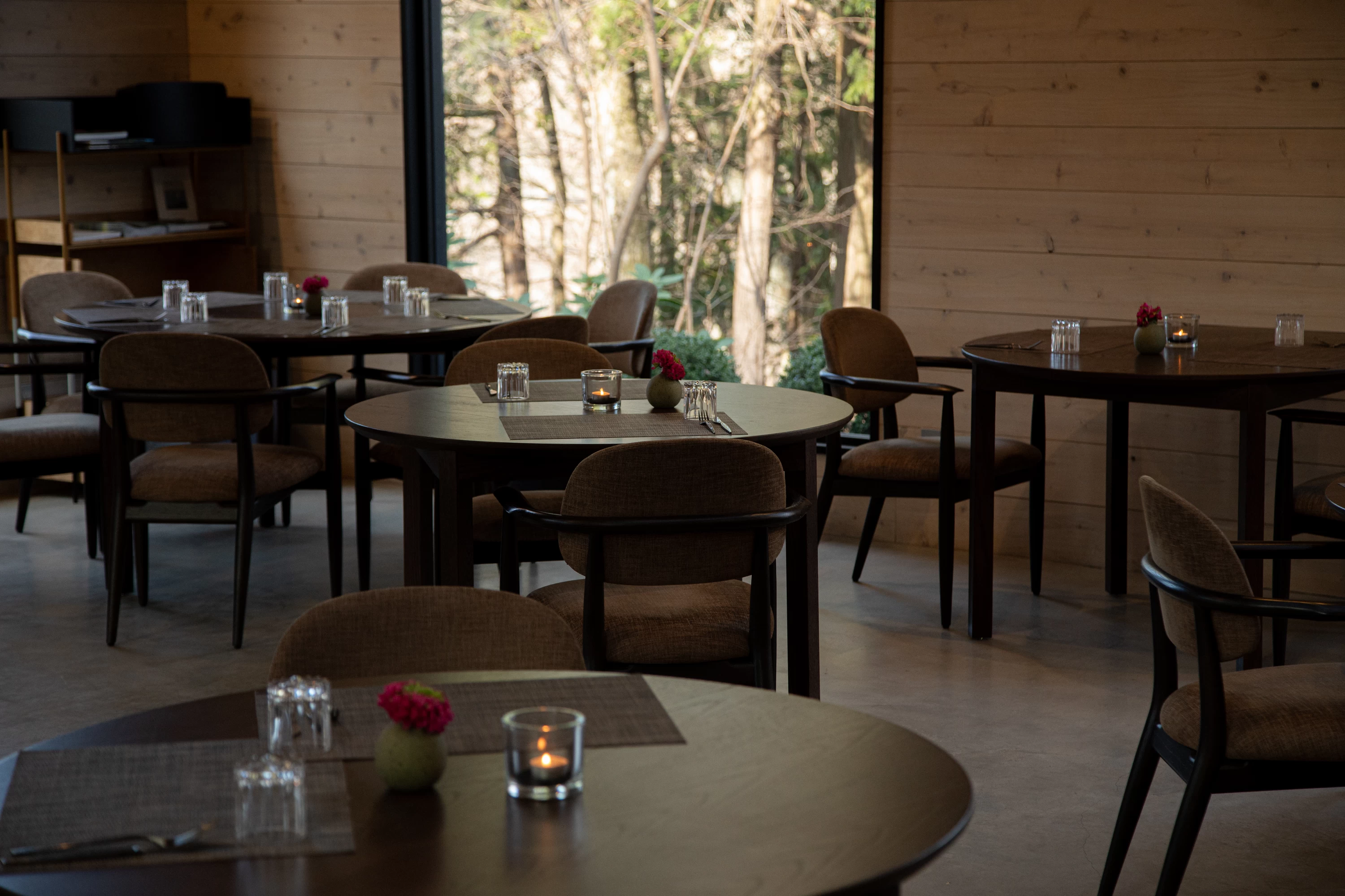 NOMU hakone店内（画像提供：ニコライ バーグマン 箱根 ガーデンズ）