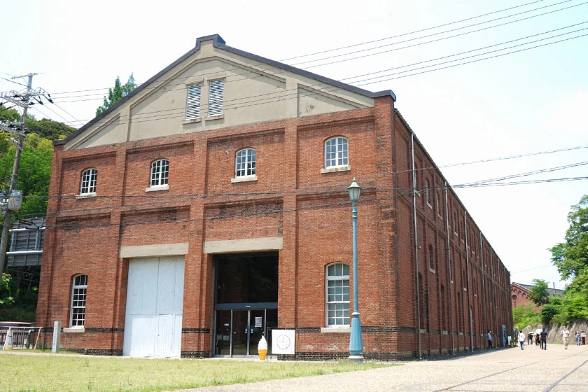 カフェとイベントホールが併設された5号棟