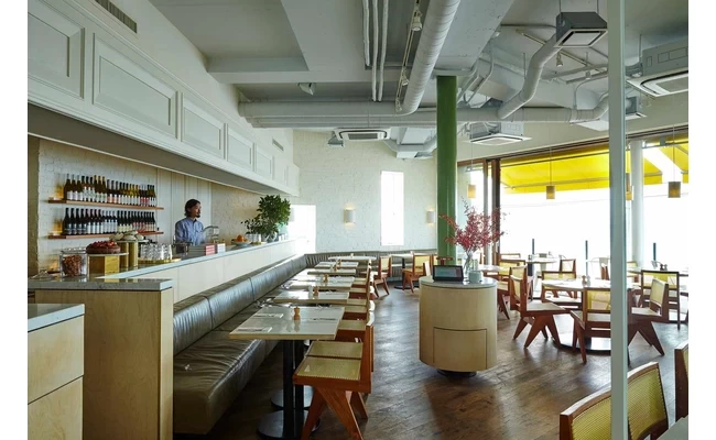 全席ゆったりと座れる、心地よい空間