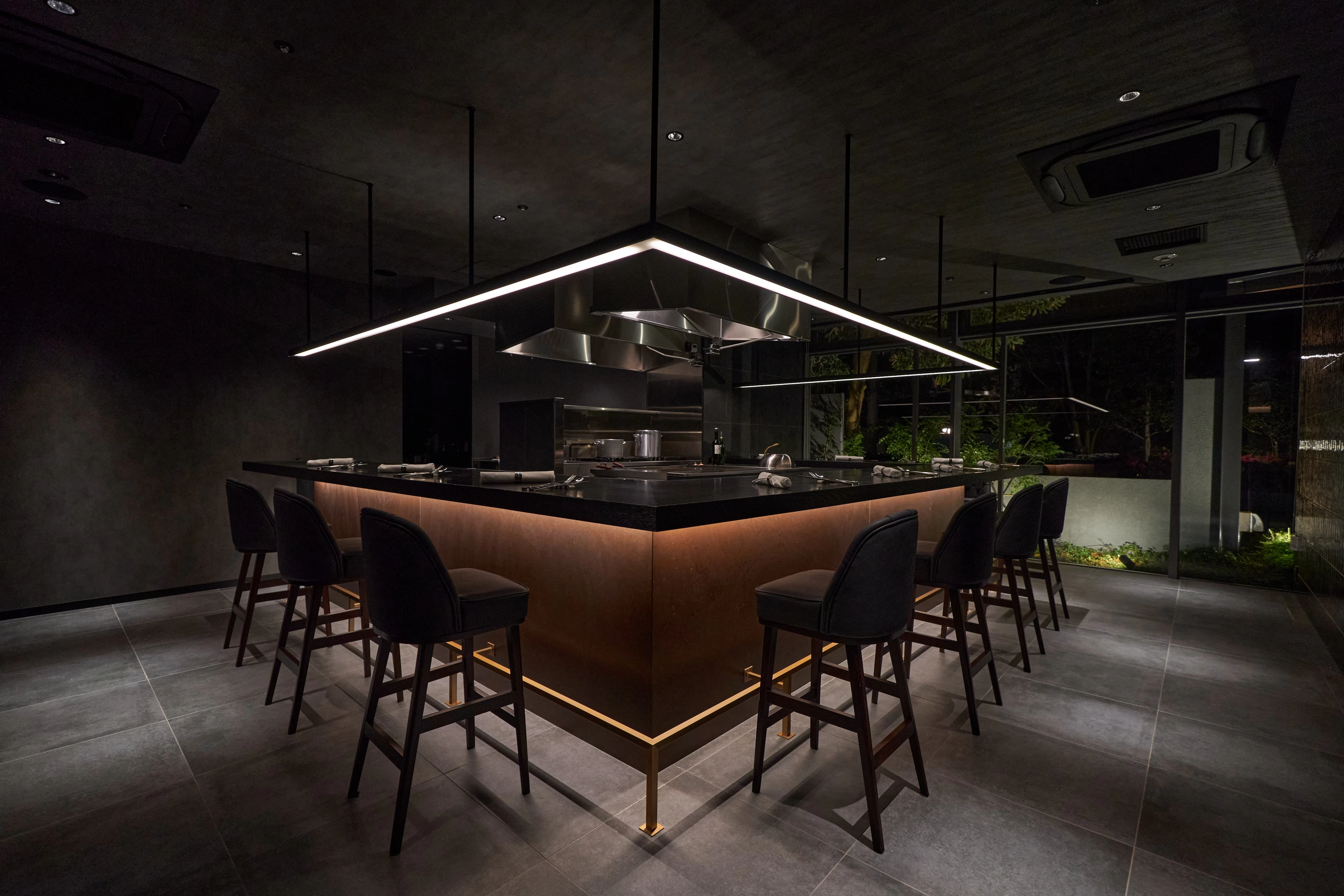 店内は洗練された空間