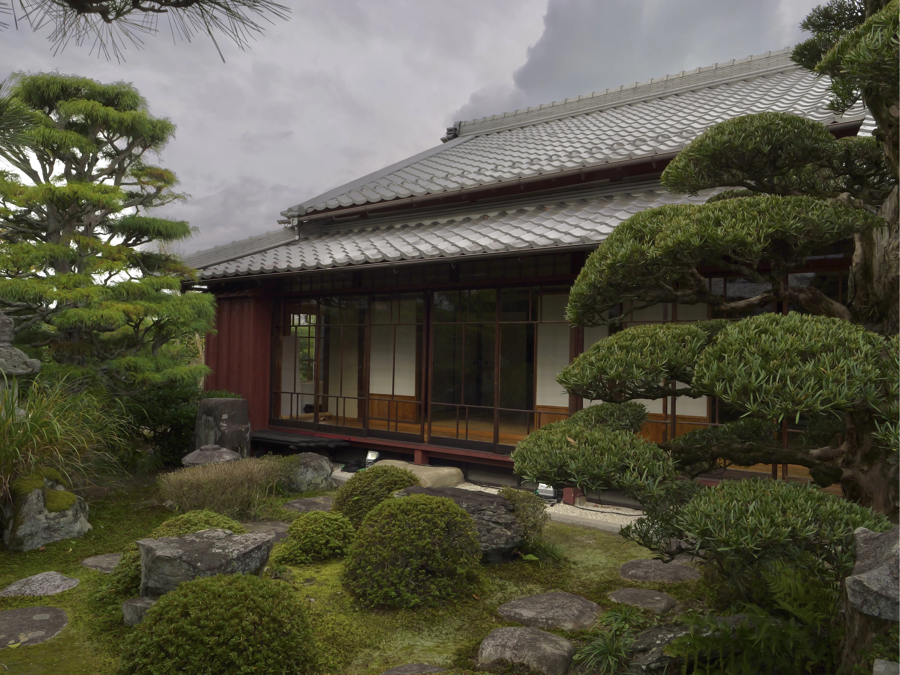 庭園（現地にて撮影）