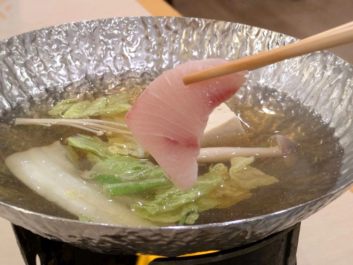 ぶりしゃぶ（現地にて撮影）