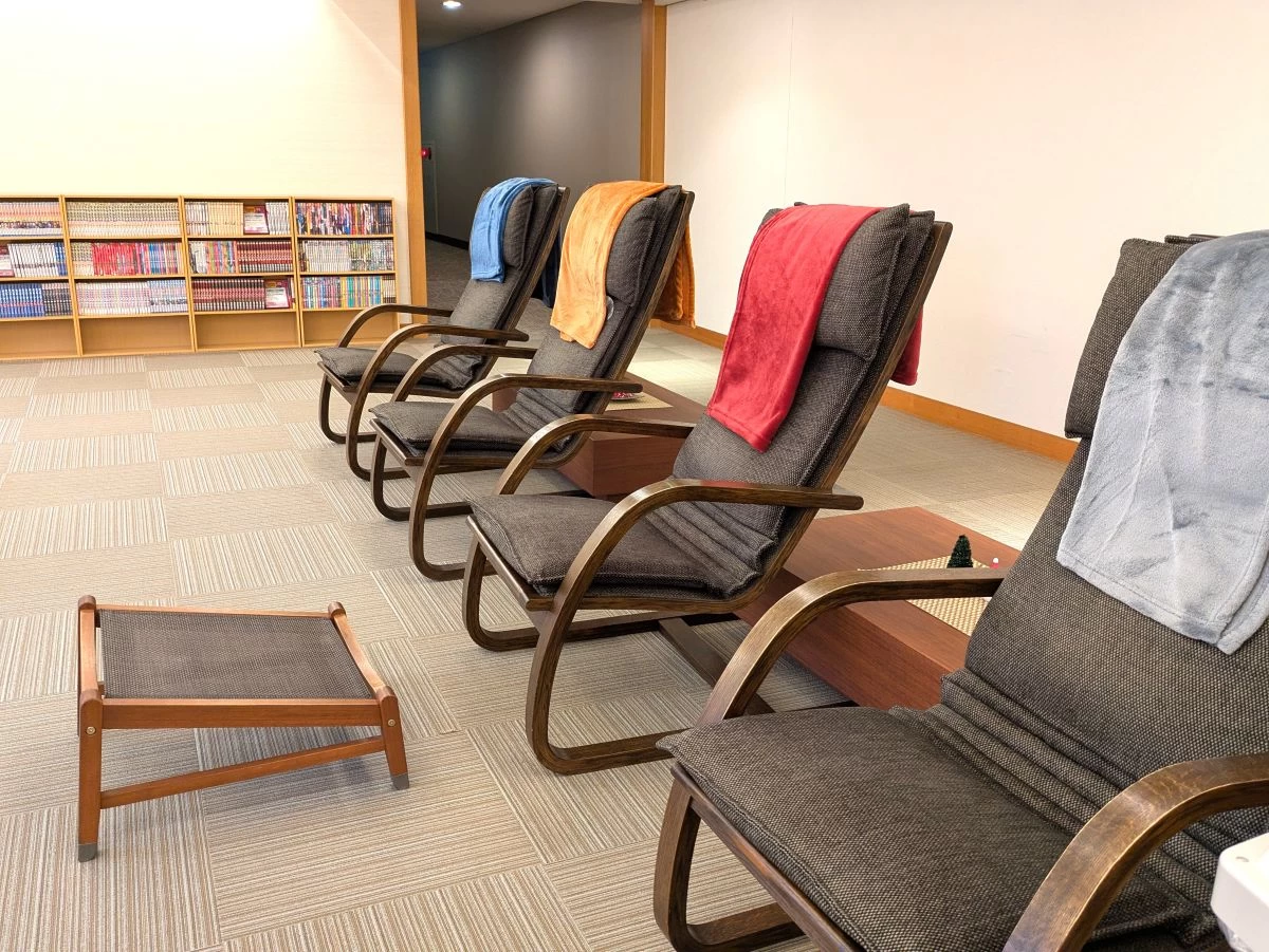 マンガコーナー（現地にて撮影）