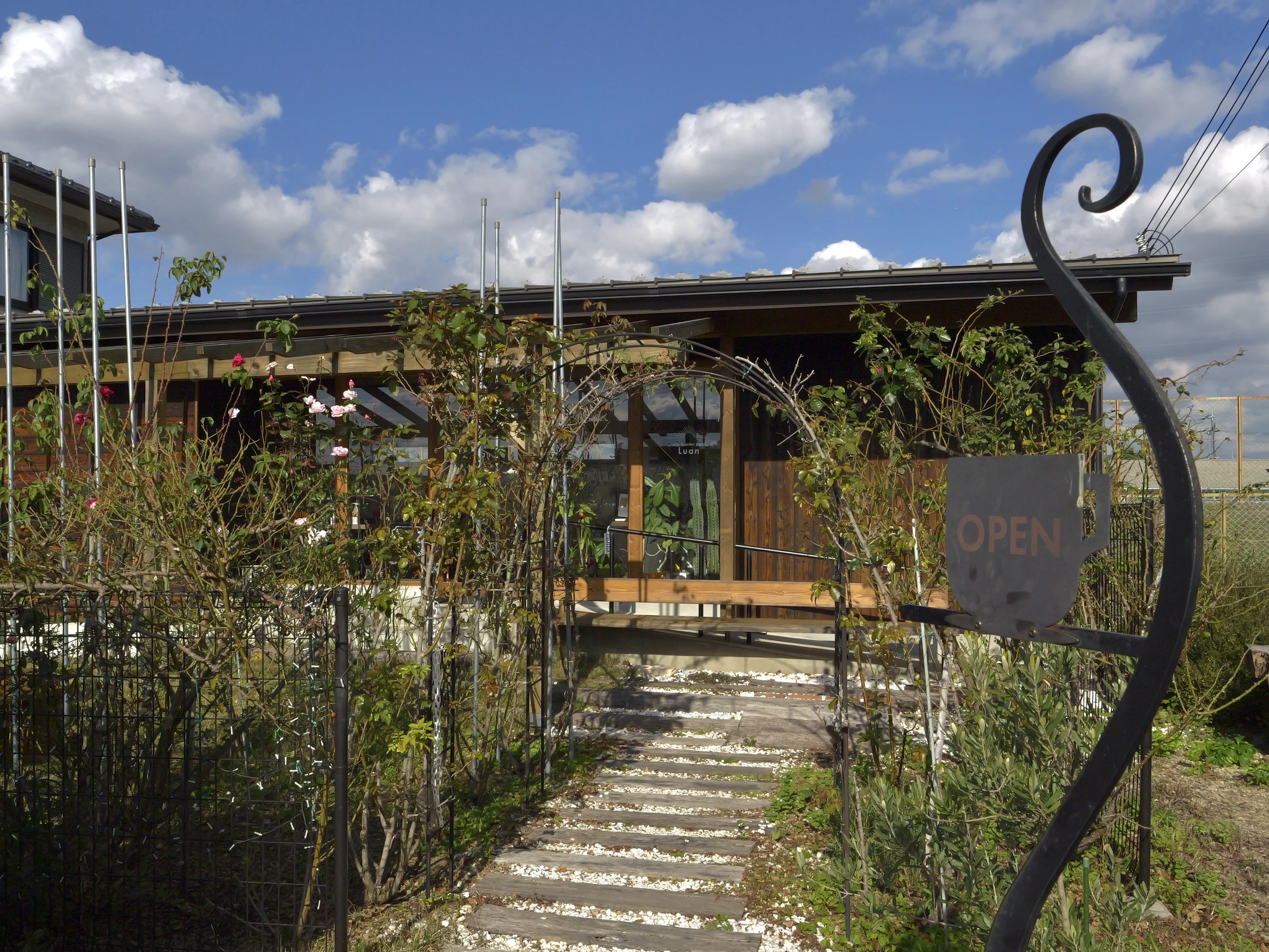 外観（現地にて撮影）