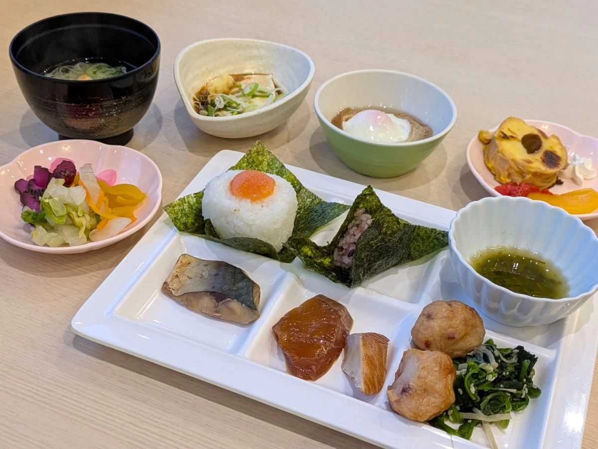 盛り付け一例(現地にて撮影)