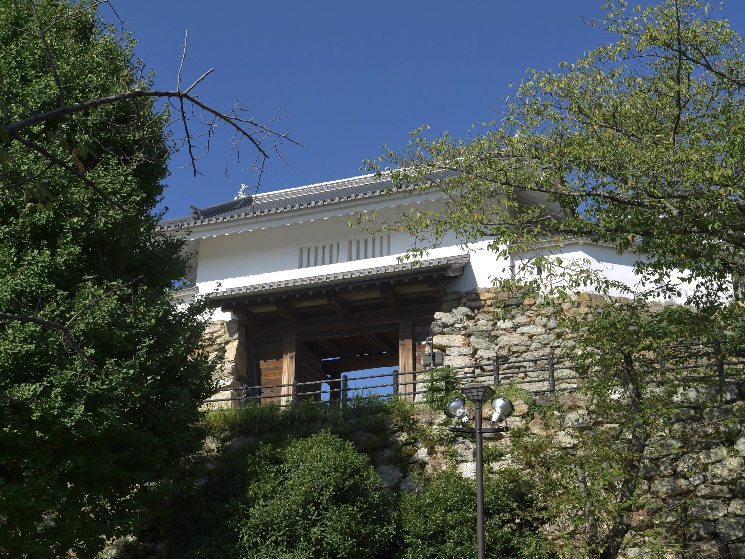 天守門（現地にて撮影）