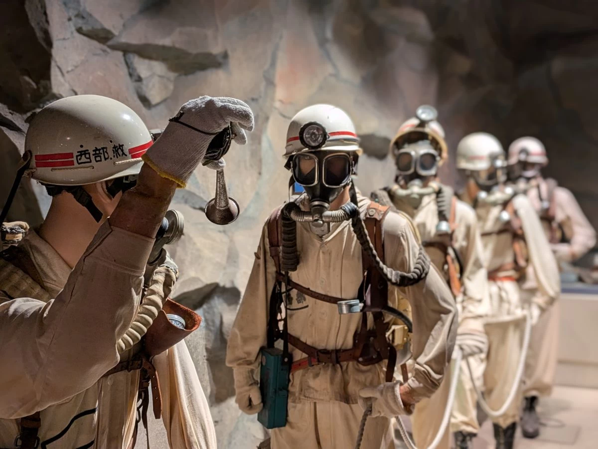 リアルな人形を使ってわかりやすく展示（現地にて撮影）