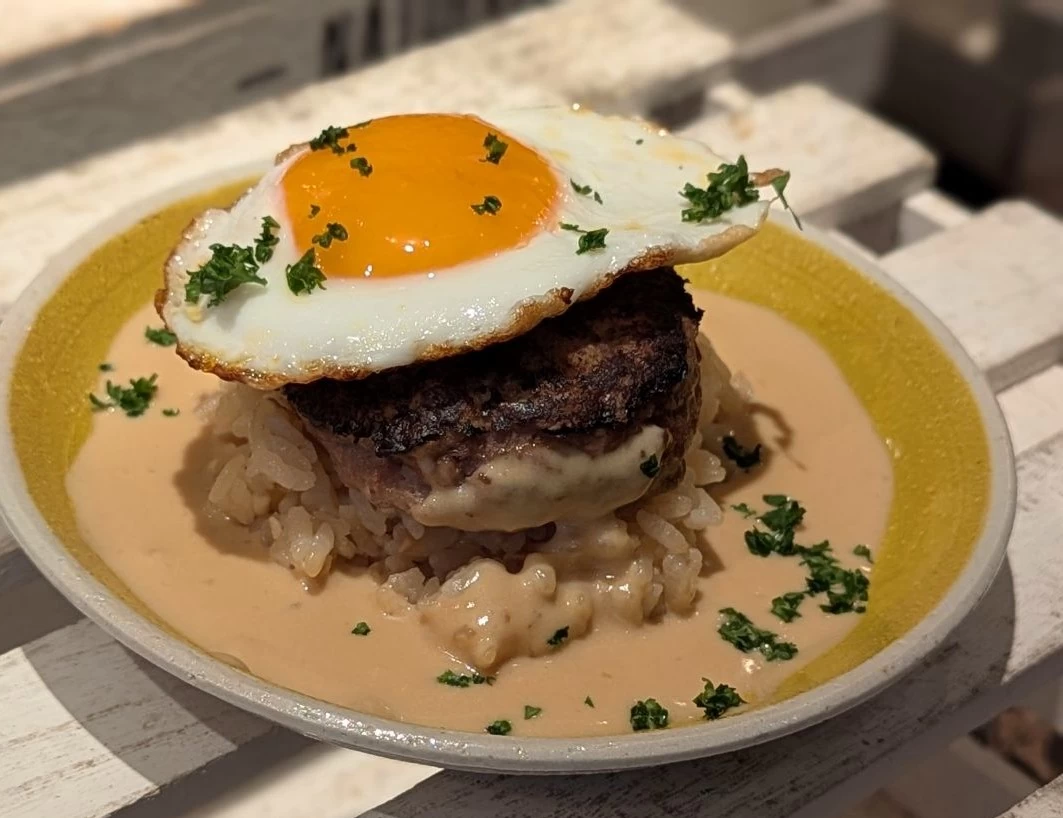 ロコモコ（現地にて撮影）