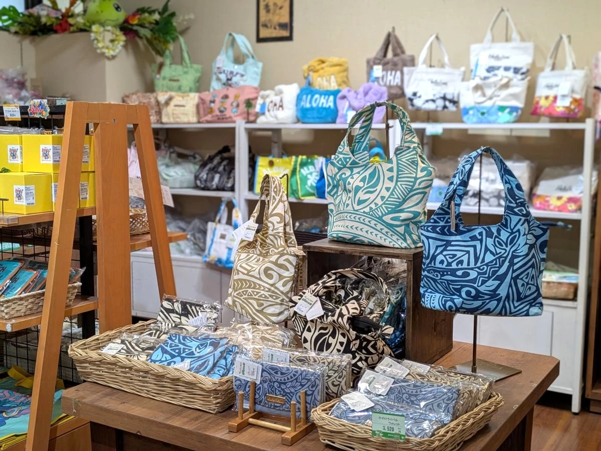 ショップ（現地にて撮影）