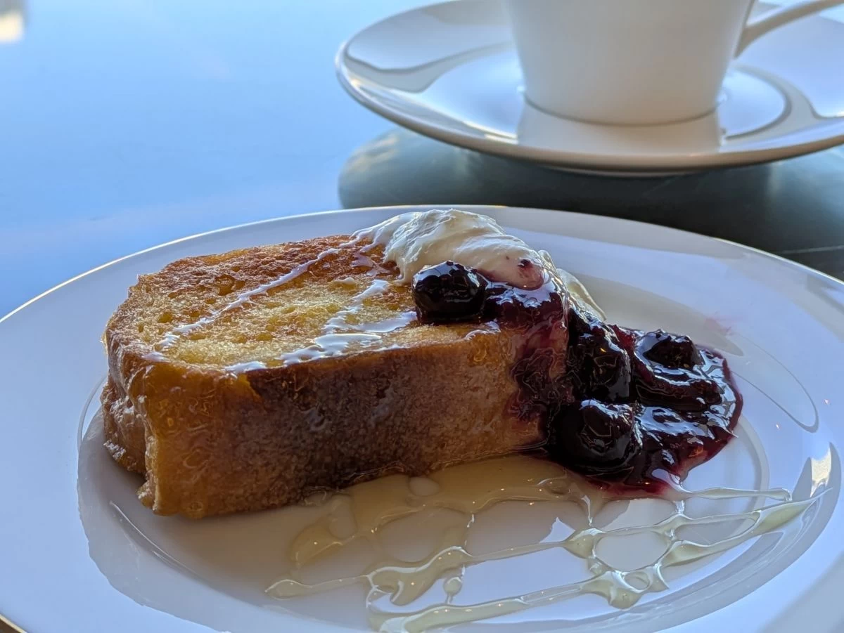 フレンチトースト（現地にて撮影）