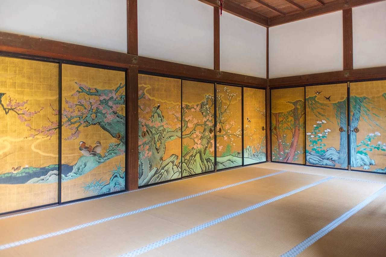 宸殿（紅梅の間）