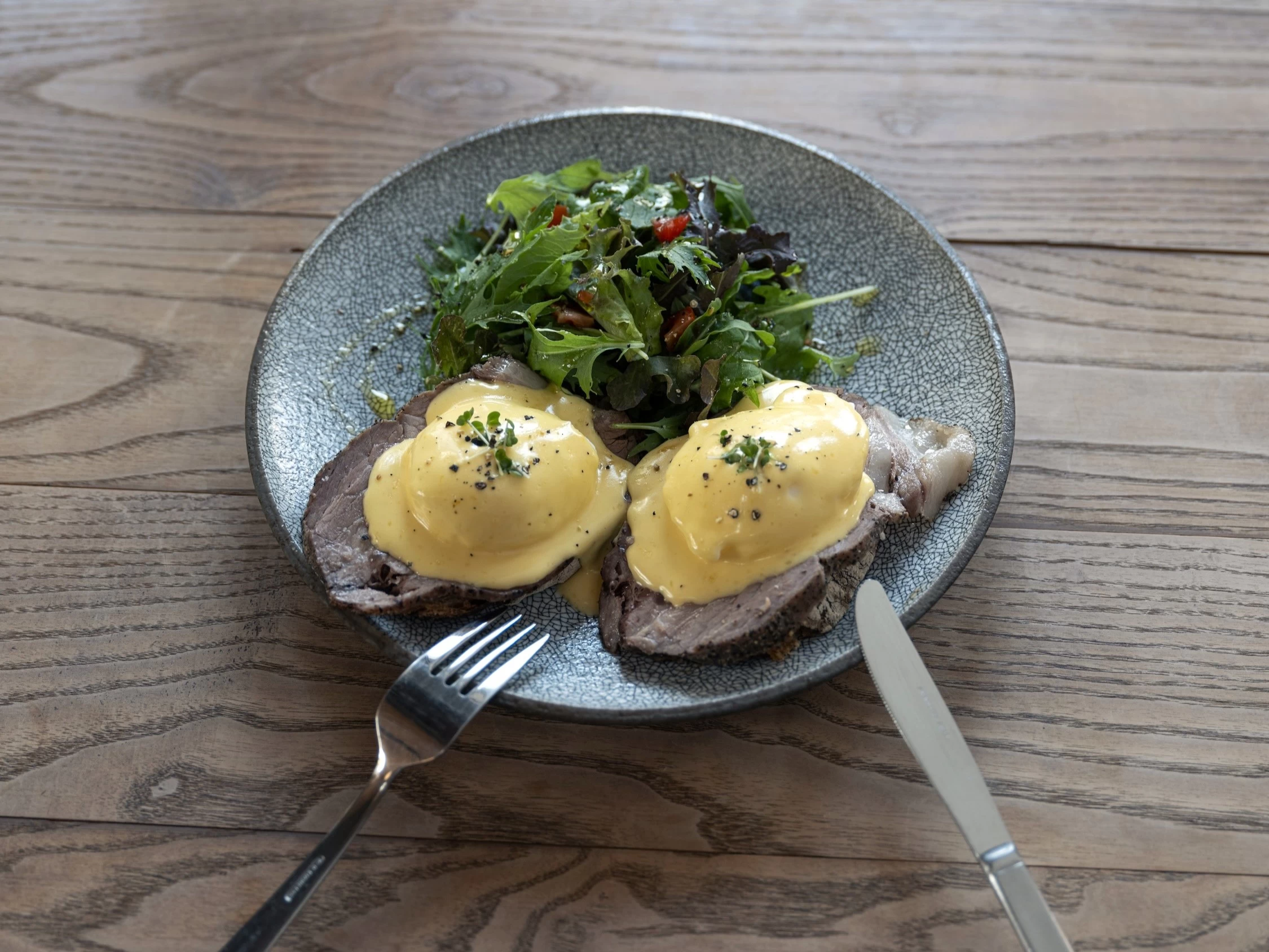 エッグベネディクト