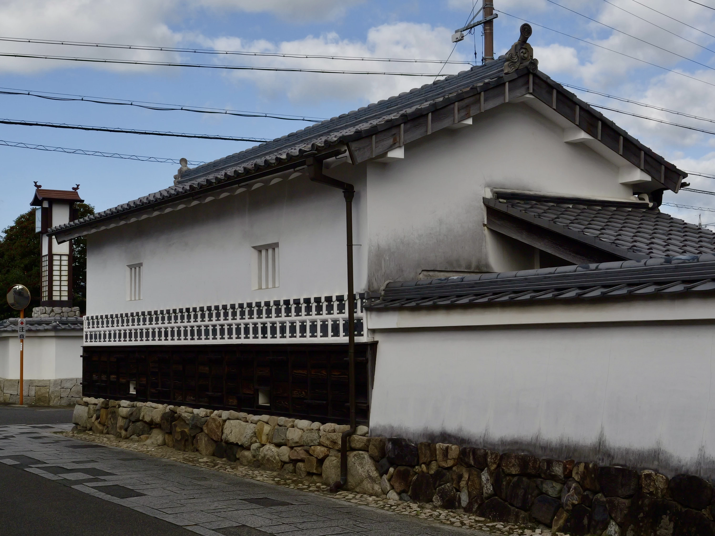 土蔵（現地にて撮影）