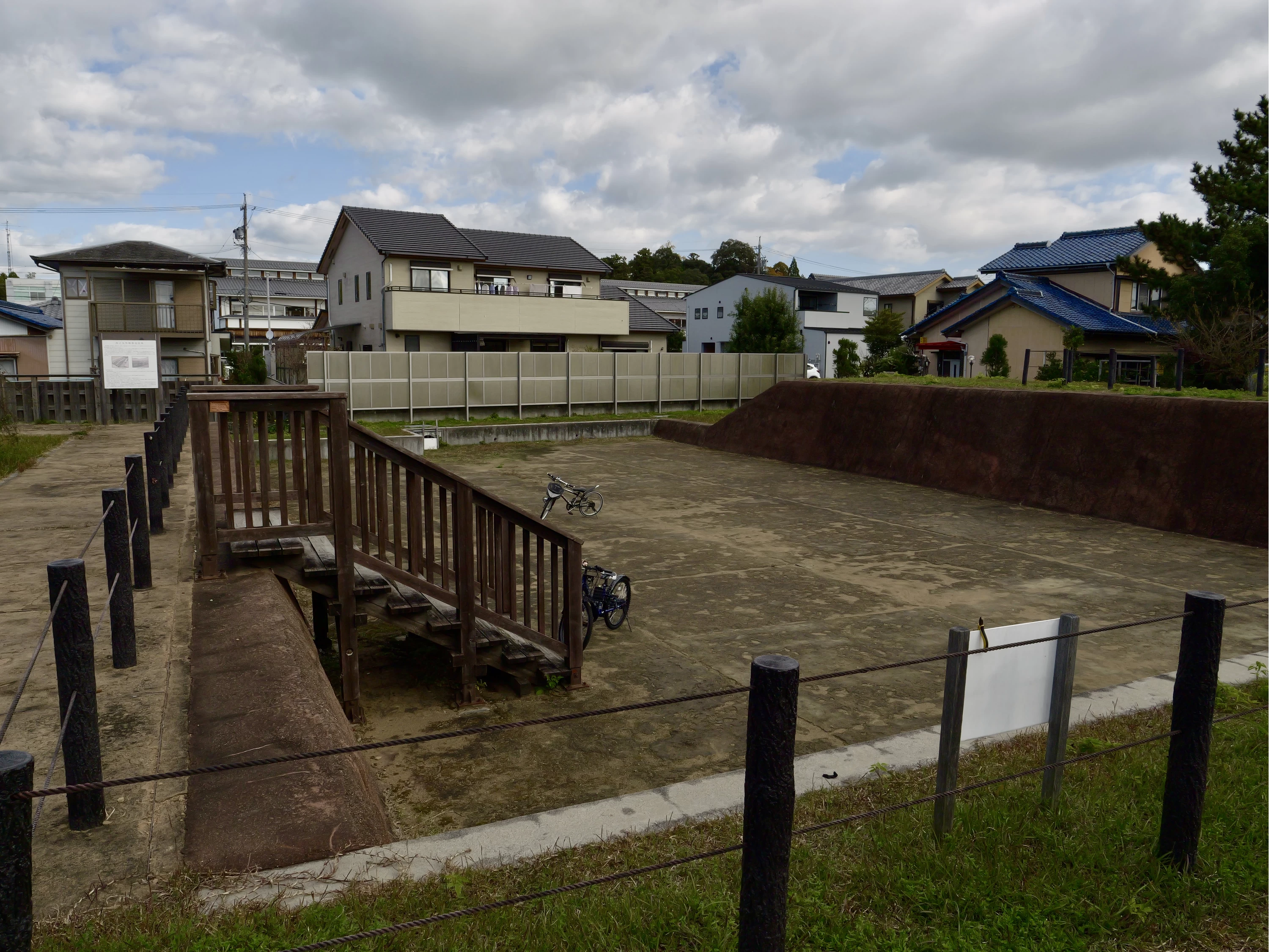 西之丸 外堀（現地にて撮影）