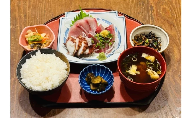 地魚お刺身定食