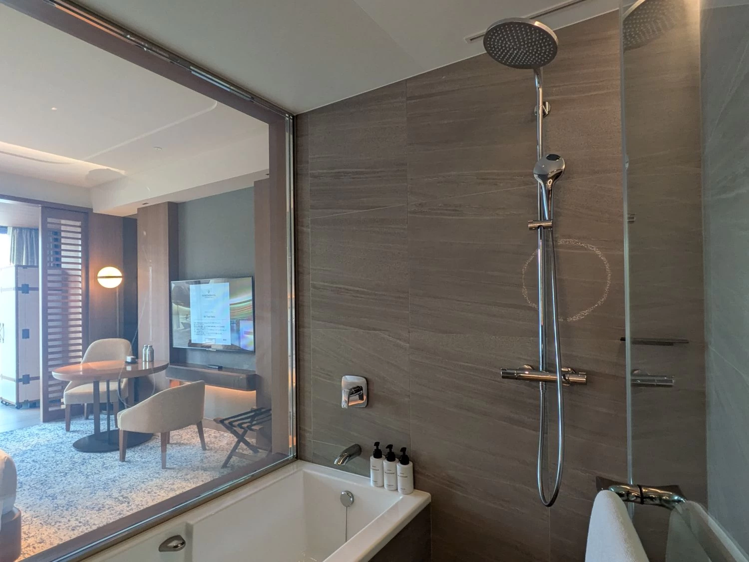 バスルーム（現地にて撮影）