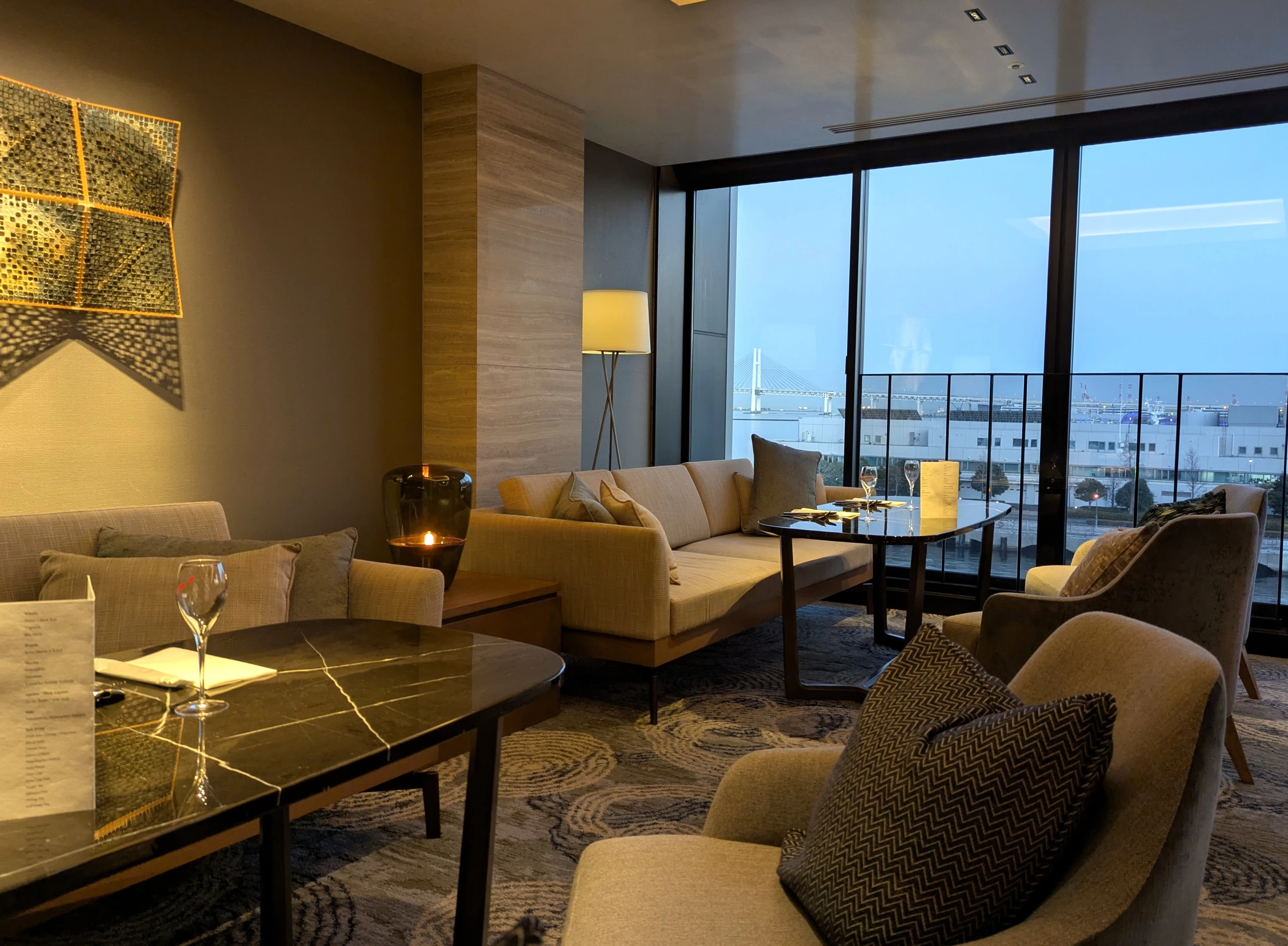 ラウンジ内（現地にて撮影）