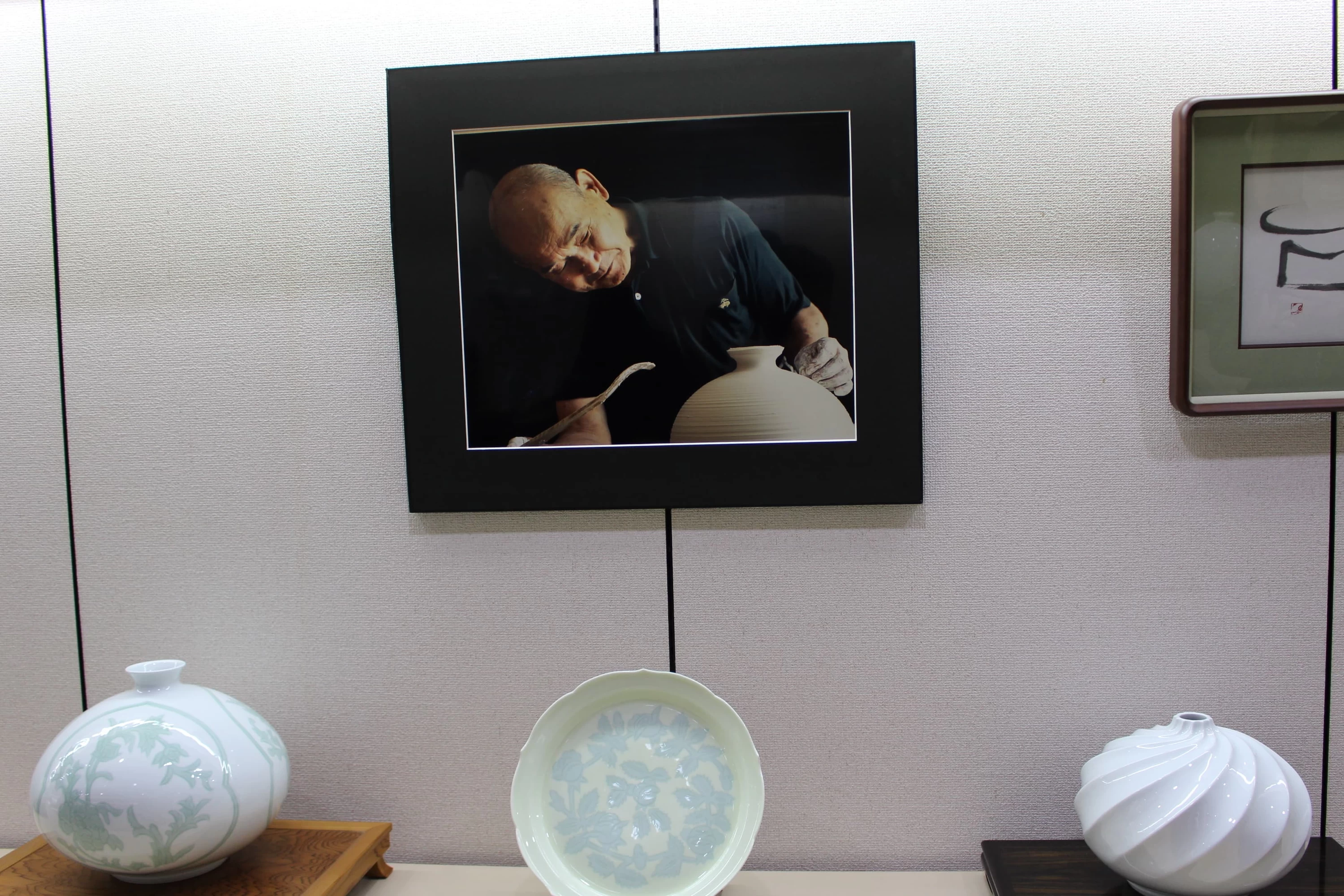 伝統的で洗練された作品を間近で見学できます