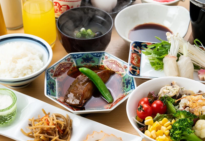 タイのしゃぶしゃぶ付き出雲の朝御膳