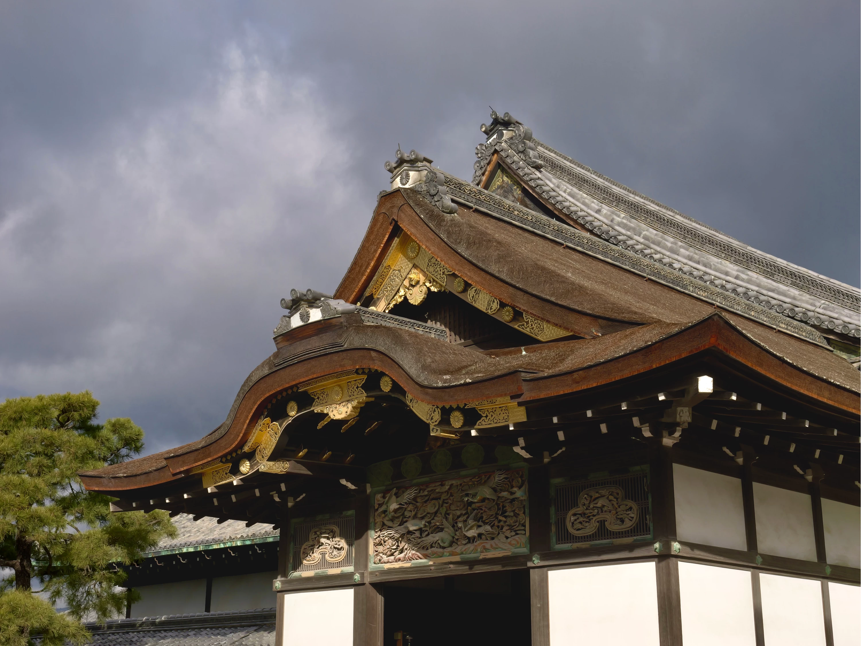 車寄 唐破風（現地にて撮影）