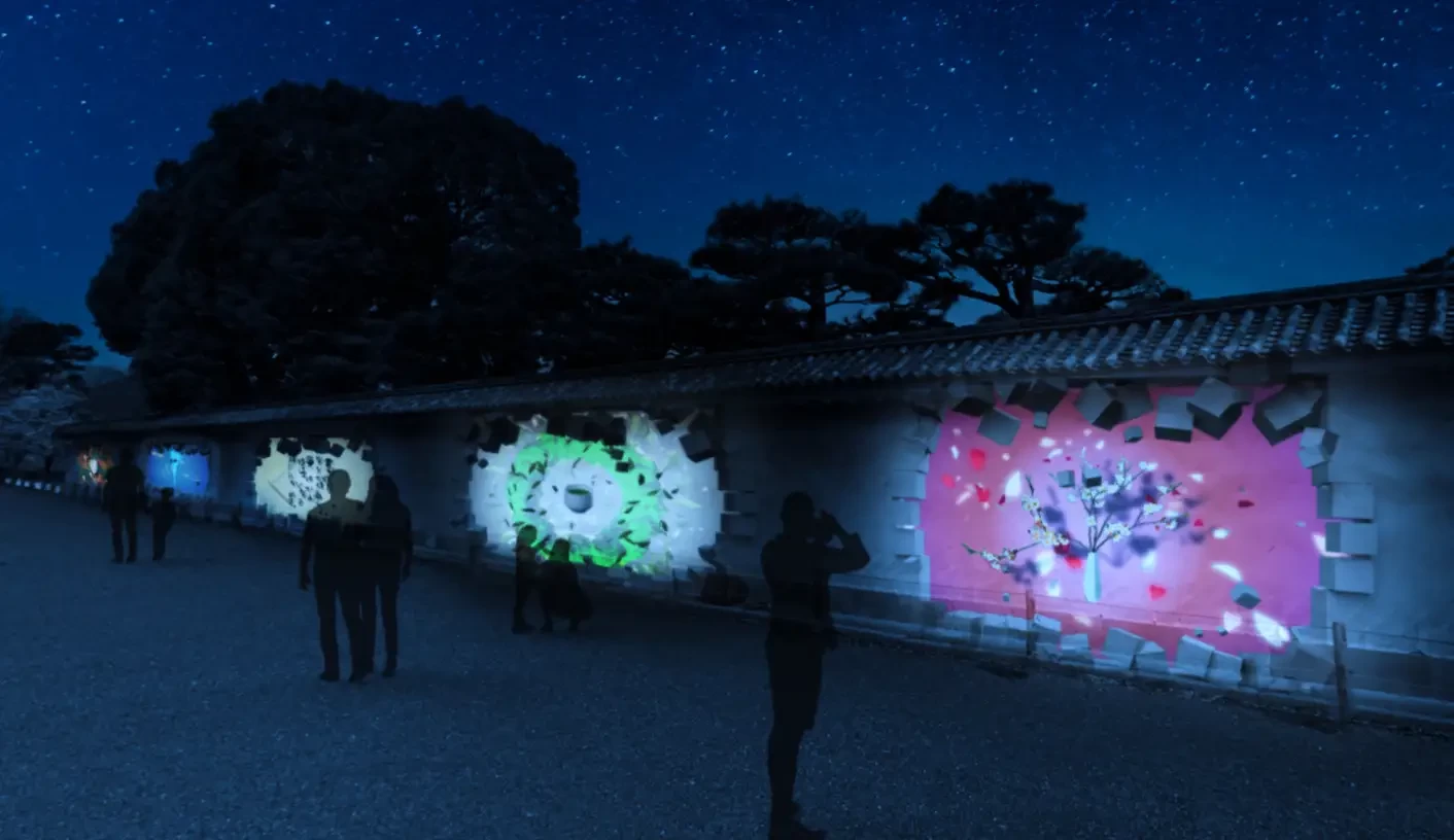 南門前 壁面(桜と光のプロジェクションマッピング)