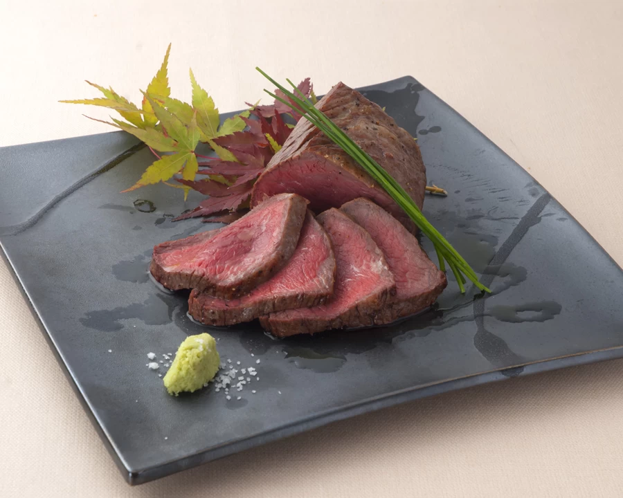 蓼科牛の絶品ロースト　塩わさび添え