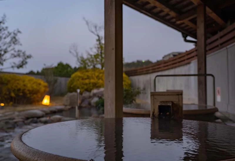 3本の源泉をブレンドした天然温泉